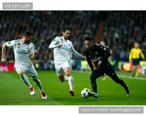 里昂法甲冠军：冠军历史与球队辉煌时刻