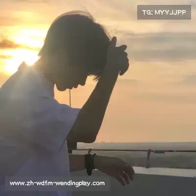 贺栩献